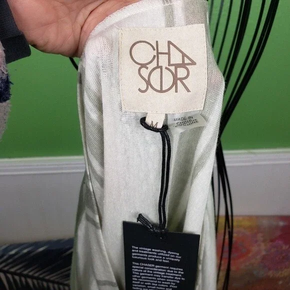 Chaser Women's Grey White Vertical Stripe Long Tunic Top Size Medium - Picture 6 of 8